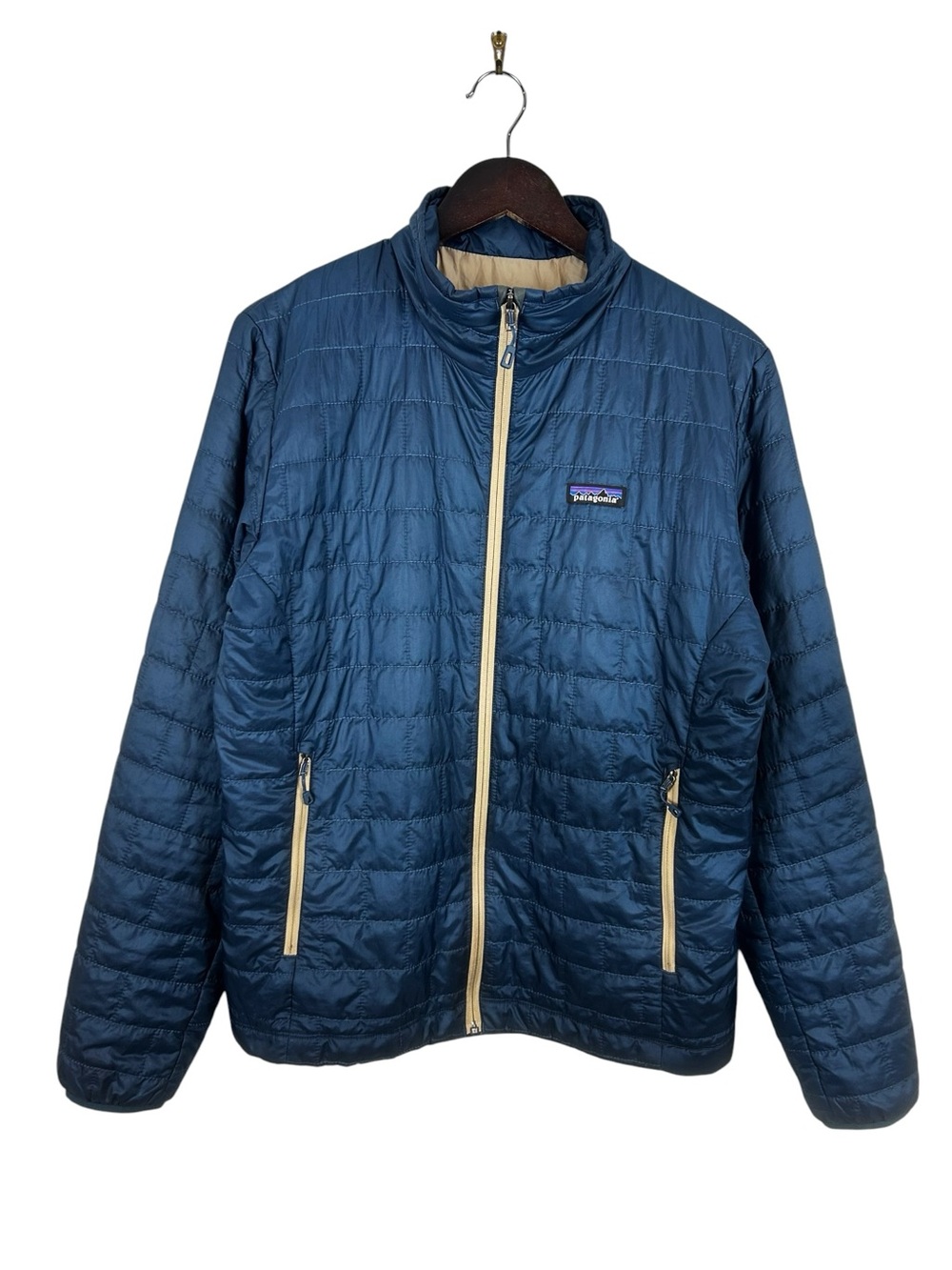 Patagonia Men's Nano Puff Jacket Size Medium Navy Blue